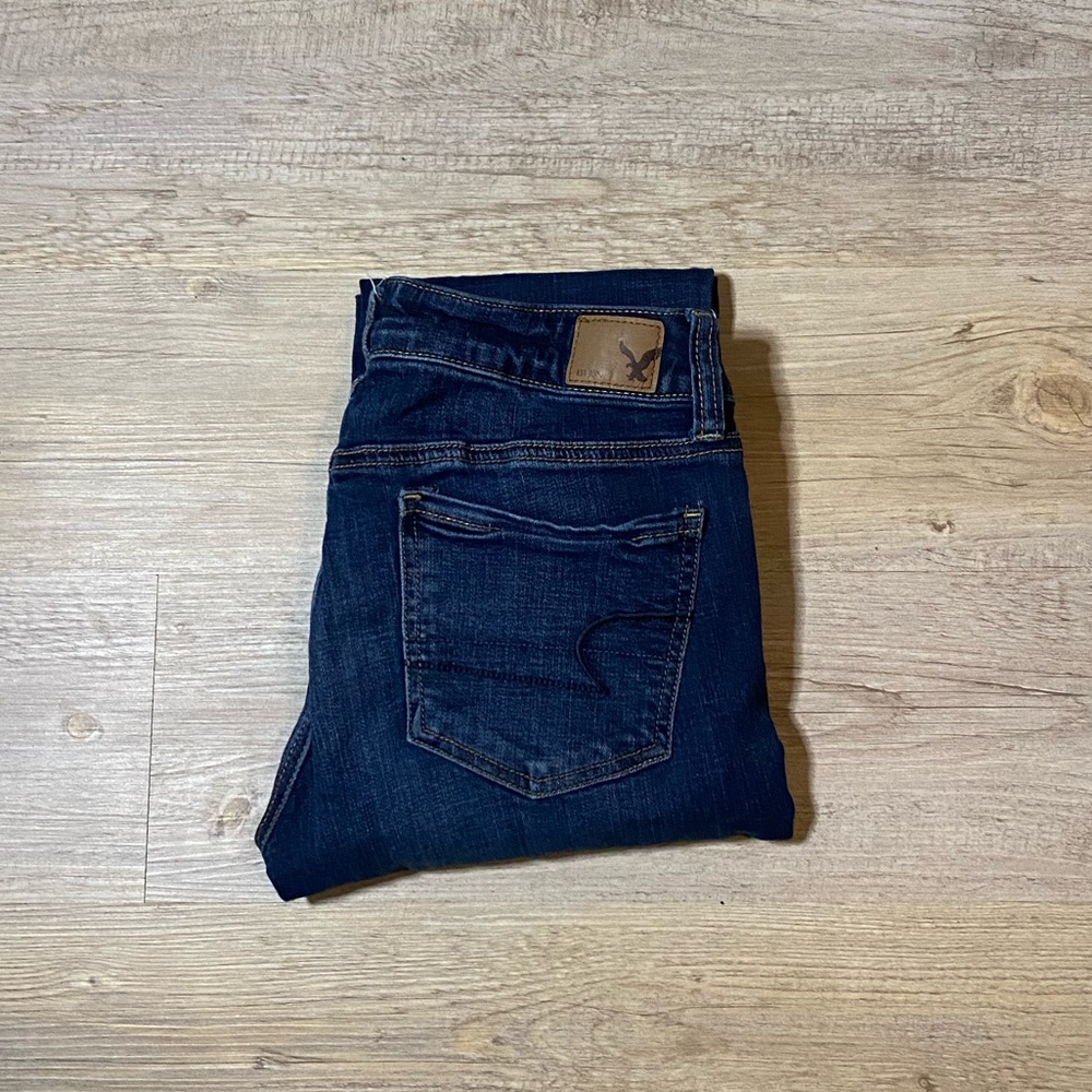 American Eagle JEGGING Jeans Size 4 R Inseam 29